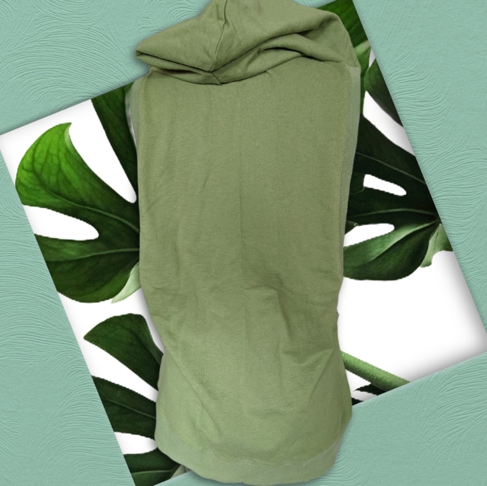 URBAN OUTFITTERS Y2K open hoodie vest. - Picture 3 of 3
